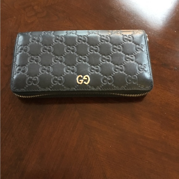 Authentic Gucci Black GG Leather Wallet $350 - Picture 3 of 8